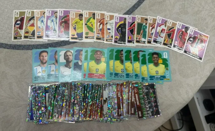 figurinhas originais copa2026 - legends e brilhantes 