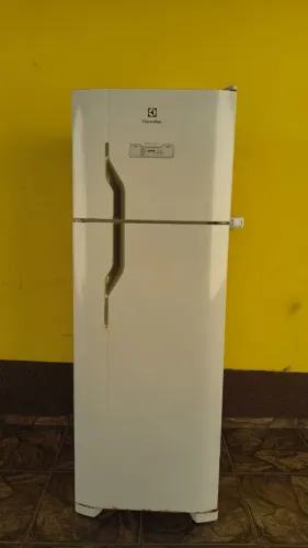 Geladeira Electrolux DFN39 duplex Frost Free 310 litros