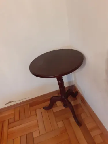 Mesinha de canto (antiga)
