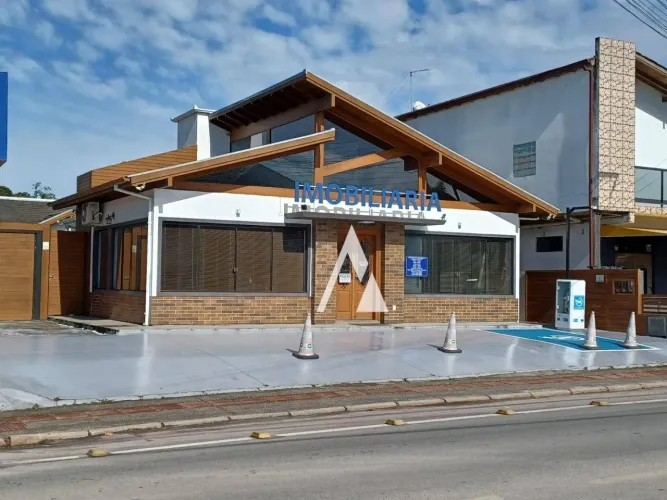 Casa comercial à venda por R$ 1.980.000 - Campo Duna - Garopaba/SC
