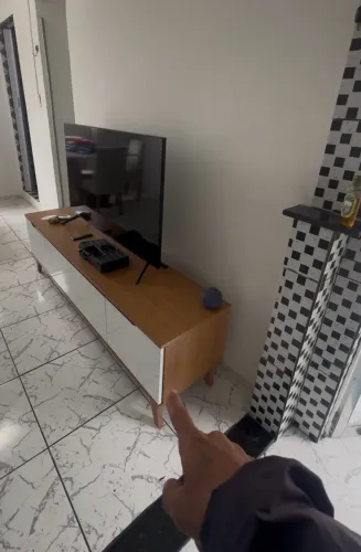Vendo mesa armário de cozinha e rack de sala