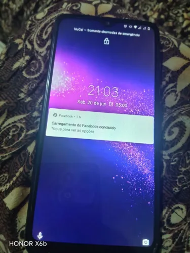 Celular Motorola one macro