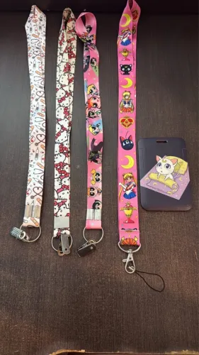 Tirantes e porta crachás Hello Kitty Sailor Moon
