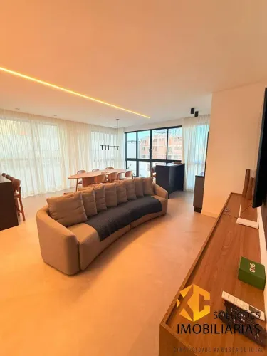 Apartamento em Balneário Piçarras | 3 Suítes | 2 Vagas | R$2.200.000,00