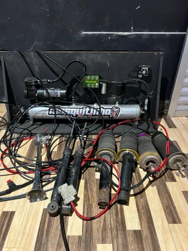 Vende-se suspensão a ar