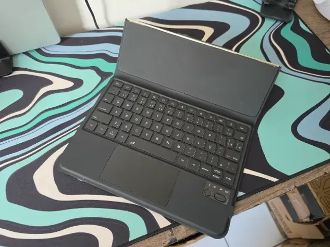 Capa Teclado Bluetooth Touchpad Galaxy Tab S7 S8 S9 S9 FE 11" Preto