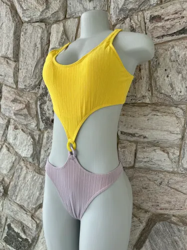 Maiô bicolor
