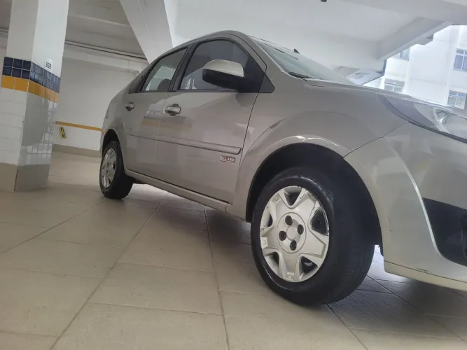 Ford Fiesta Sed. 1.6 8V Flex 4P 2013