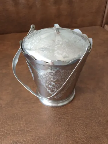 Balde de Gelo Térmico ART-Prata Aço Inox 18/8 Peça Clássica