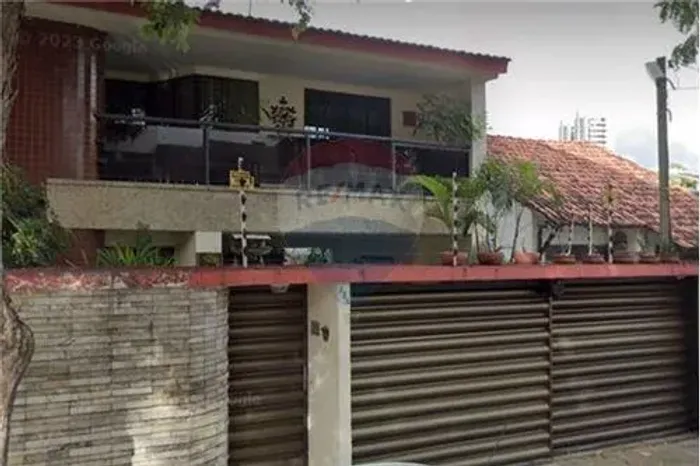 LINDA CASA A VENDA NO ESPINHEIRO