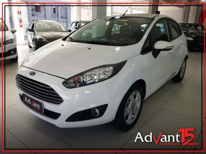 Ford Fiesta 1.6 SE Hatch 16V Flex 4P Powershift 2016