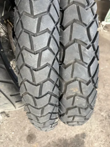 PAR PNEU VIPER MAGGION 120/80 R18 e dianteiro 90/90 R21