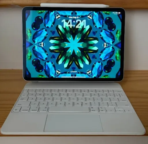 Apple iPad Pro De 11 Wi-fi 128gb Prata 3a Gen + Acessórios