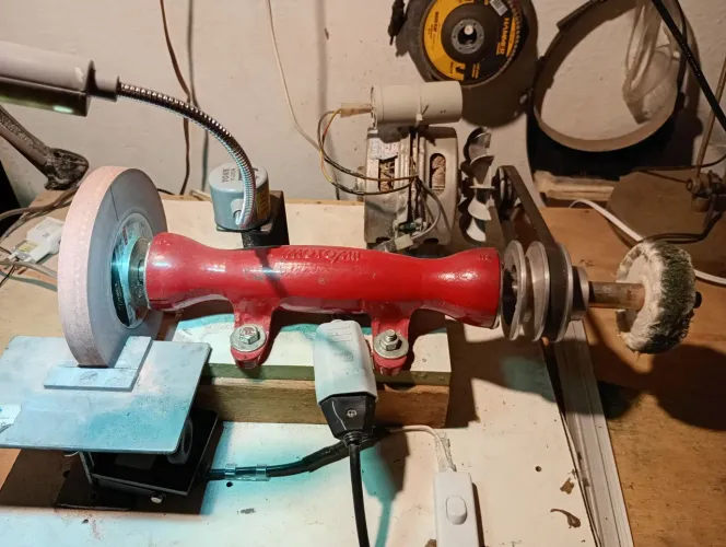 Vendo máquina de afiar alicates de cutícula 