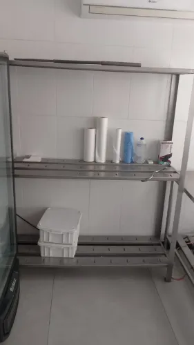 Freezer e máquina ar condicionado equipamentos