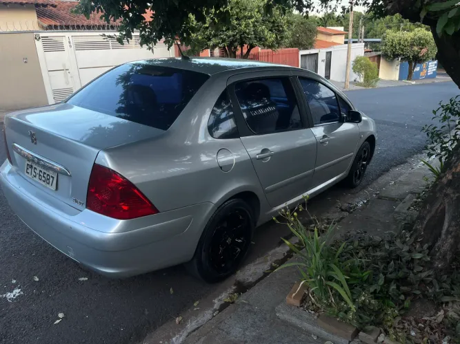 Peugeot 307 Soleil/ Presence 1.6/1.6 Flex 16V 5P 2011