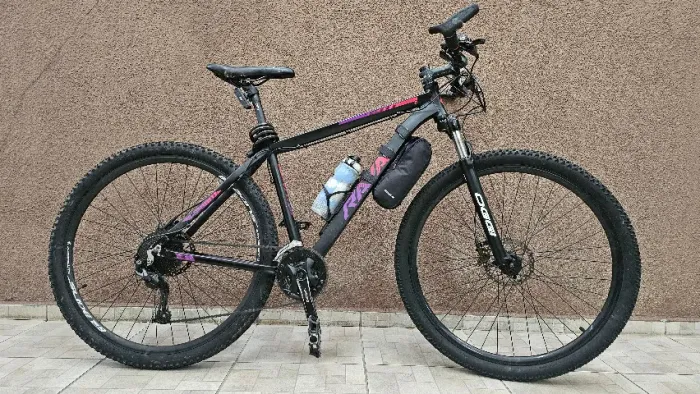 Bicicleta Moutain Bike Rava Pressure - Aro 29 - Shimano Altus 27v + freio hidráulico