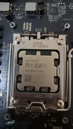 AMD Ryzen 5 7500F 5ghz AM5 DDR5