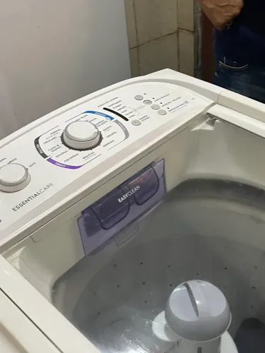 Maquina Electrolux 13kg usada em bom estado 