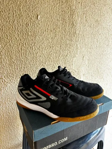 Tenis de Futsal Pro 5 Club