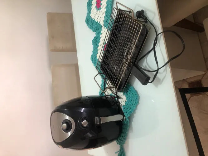 Frigideira Elétrica Air Fry Inox 3,2L + Churrasqueira Grill Usadas