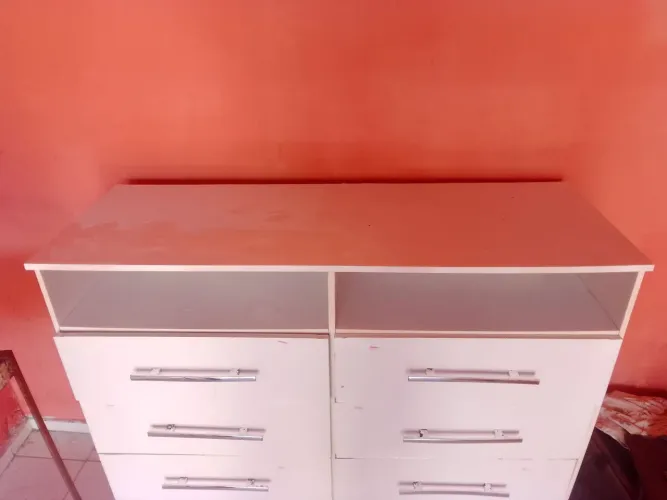Cômoda 8 gavetas