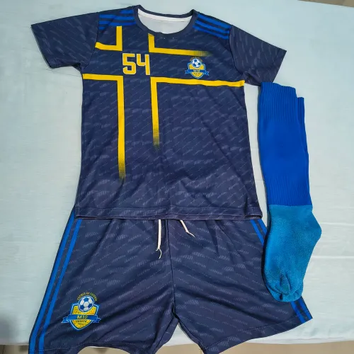 Uniforme escola futebol M10 com meião - Tamanho 10 anos