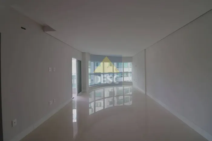 Apartamento à Venda no Esquina Bella em Balneário Camboriú