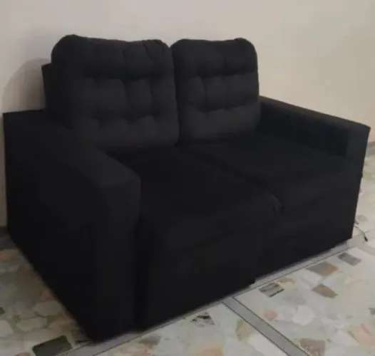 Sofá retrátil preto