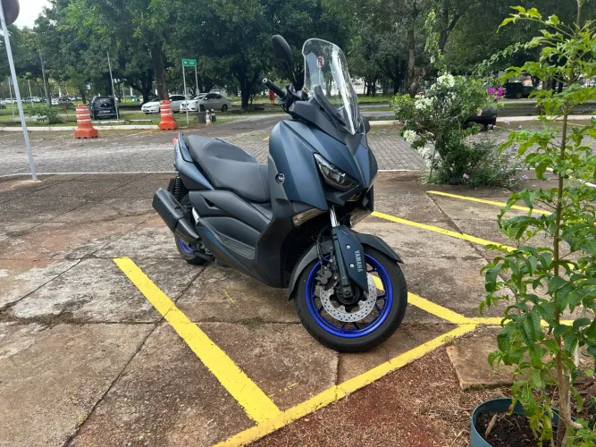 Xmax 250 único dono