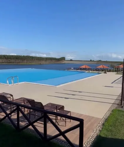 VENDO LOTE QUITADO FAZENDA REAL 1, PRÓXIMO DA PISCINA, 12x25, 250K