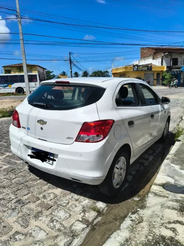 Chevrolet Onix JOY Hatch 1.0 8V Flex Mec. 4P 2018