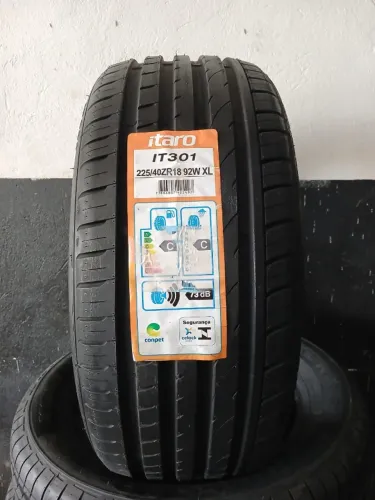 Pneu 225/40/18 Itaro (aro 18 novo)