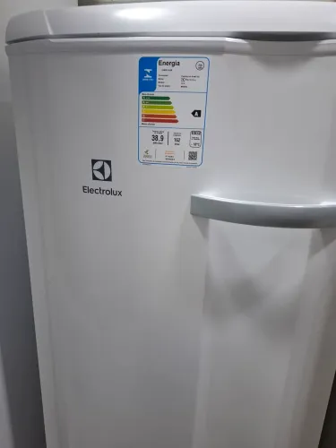 freezer vertical eletrolux 