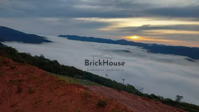 Terreno à venda, 5500 m² por R$ 5.500.000,00 - Condomínio Morro Pedra do Fogo - Campos do 