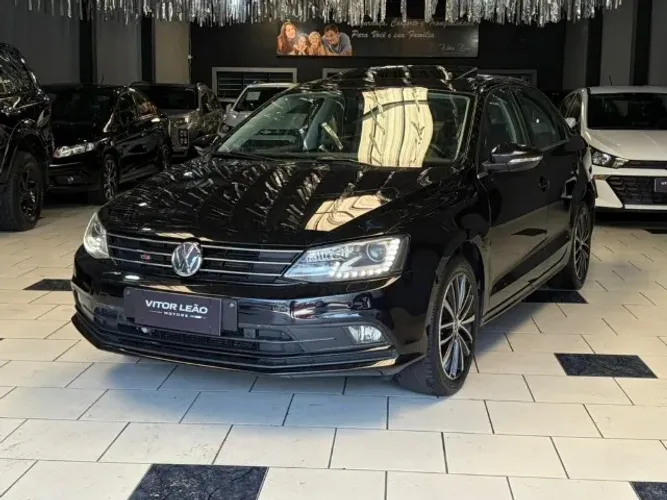 Volkswagen Jetta Highline 2.0 TSI 16V 4P Tiptronic 2017