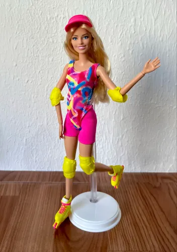 Look barbie O filme 2023  Patins (original mattel)