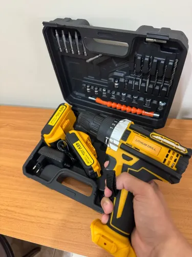 Kit Parafusadeira e Furadeira