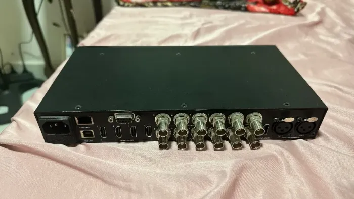 Mesa de Corte Switcher Blackmagic ATEM Television Studio HD