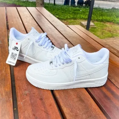 Tênis Nike Air Force 1 Branco ou Preto, Vários Tamanhos