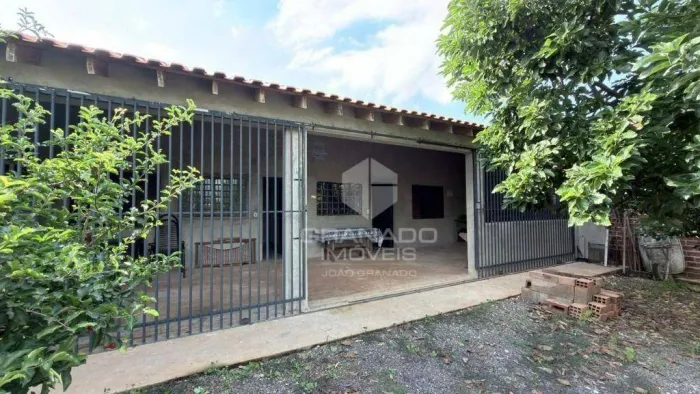 Casa com 2 dormitórios para alugar, 100 m² por R$ 1.000,00/mês - Ivailandia - Engenheiro B