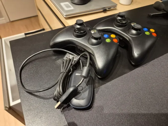 Controles Microsoft Xbox Wireless Usados (LEIA A DESCRIÇÃO!)