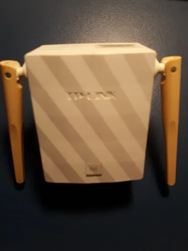 Repetidor de wi-fi, tp link. 