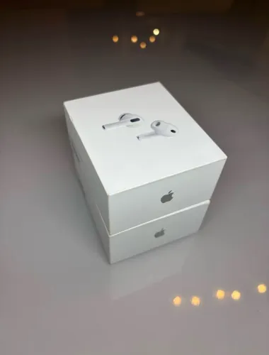 AirPods