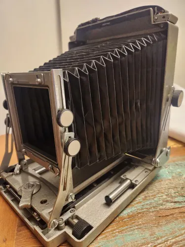 Câmera de grande formato Linhof Technika III