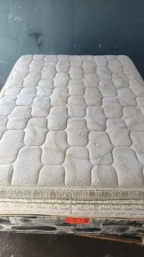 Cama box casal molas ENSSACADAS base+colchão 36 cm altura ( Entrega grátis) 450 reais