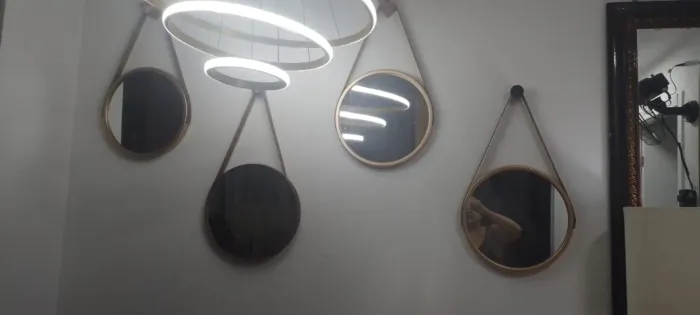 Espelhos redondo usado bem conservado