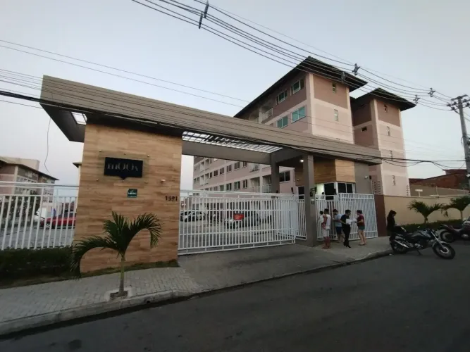 Apartamento com piscina, 2ª locação vizinho ao Shopping Parangaba