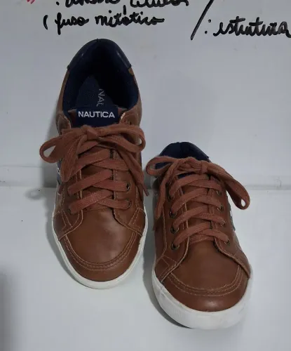 Tenis infantil marrom Nautica
