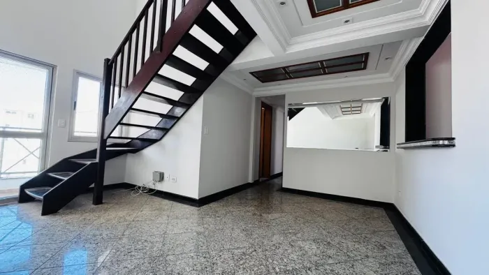 Duplex para aluguel e venda com 210 metros com 3 quartos Jardim Aquarius